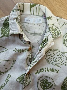Zara Cream Short-Sleeve Button Shirt with Olive Fruit Print
